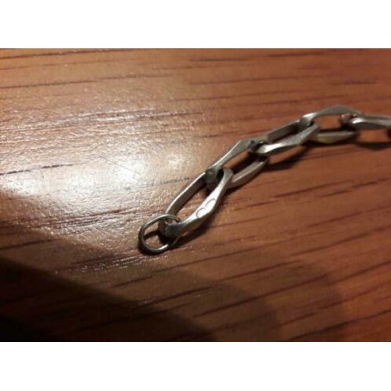 Zilveren Closed Forever armband