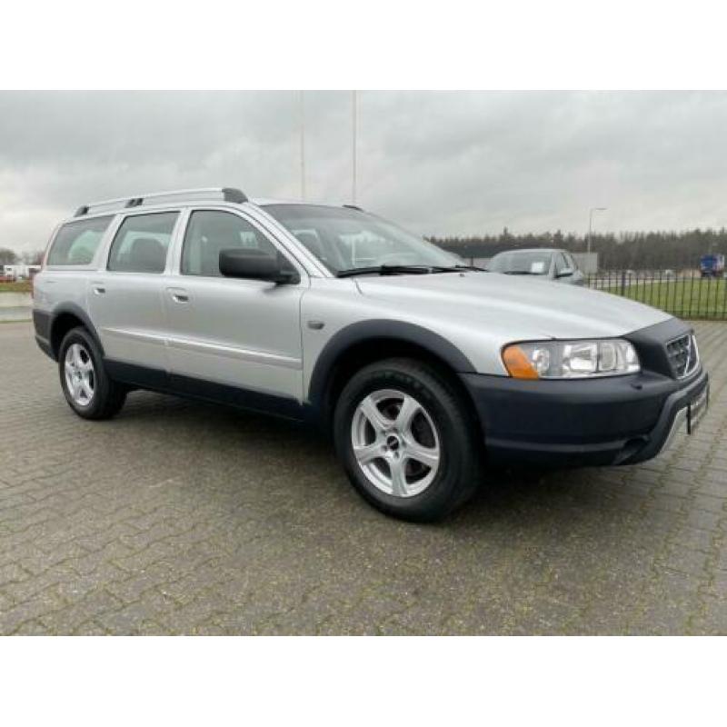 Volvo XC70 2.5 T Geartronic 1 eigenaar...UNIEKE auto