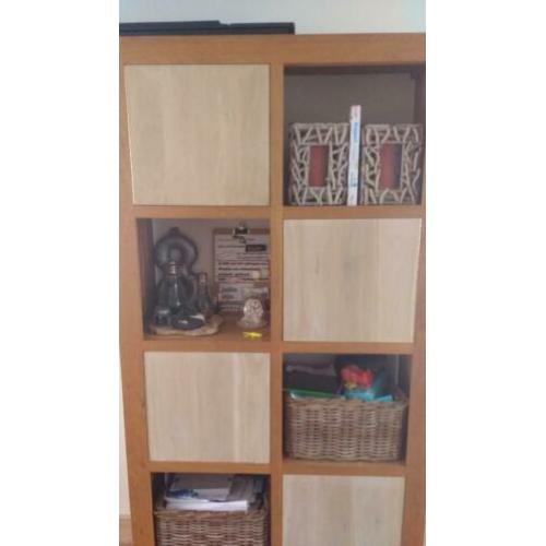 Moderne eiken kast/vitrine