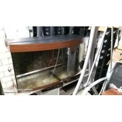 Aquarium juwel vision 260 led 8 maanden.