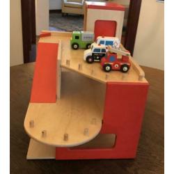 Houten speel garage