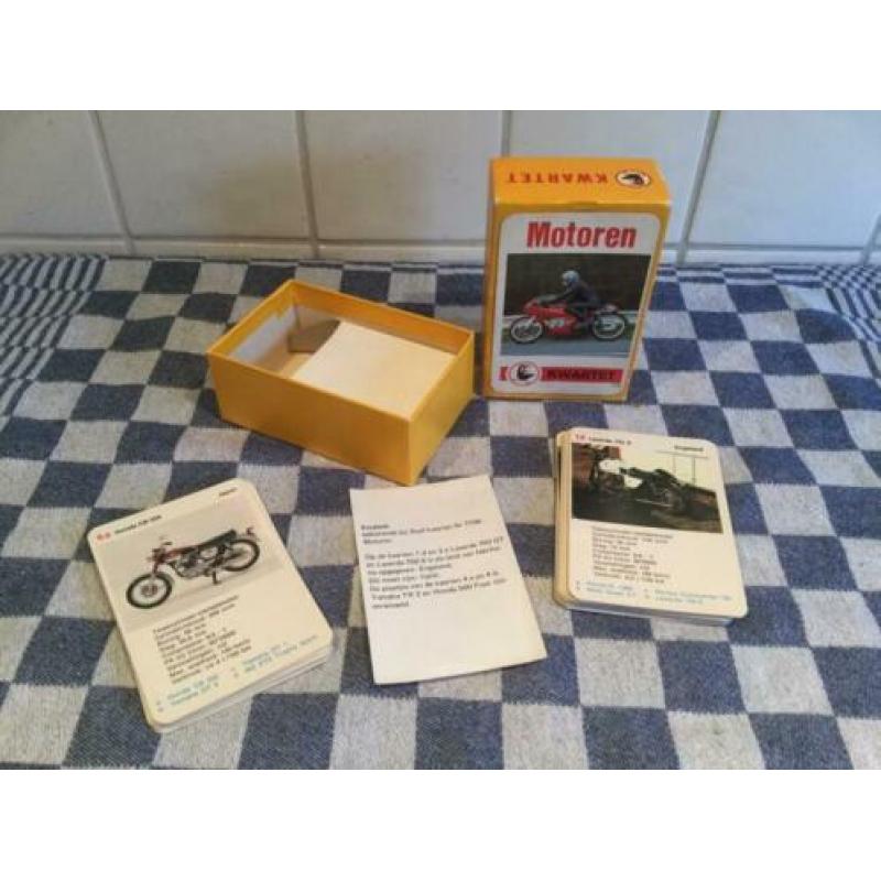 Raaf motoren kaartspel met erratum