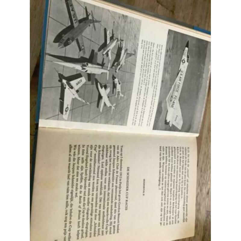 De Snelste Vliegtuigen Ter Wereld - Hugo Hooftman 1961
