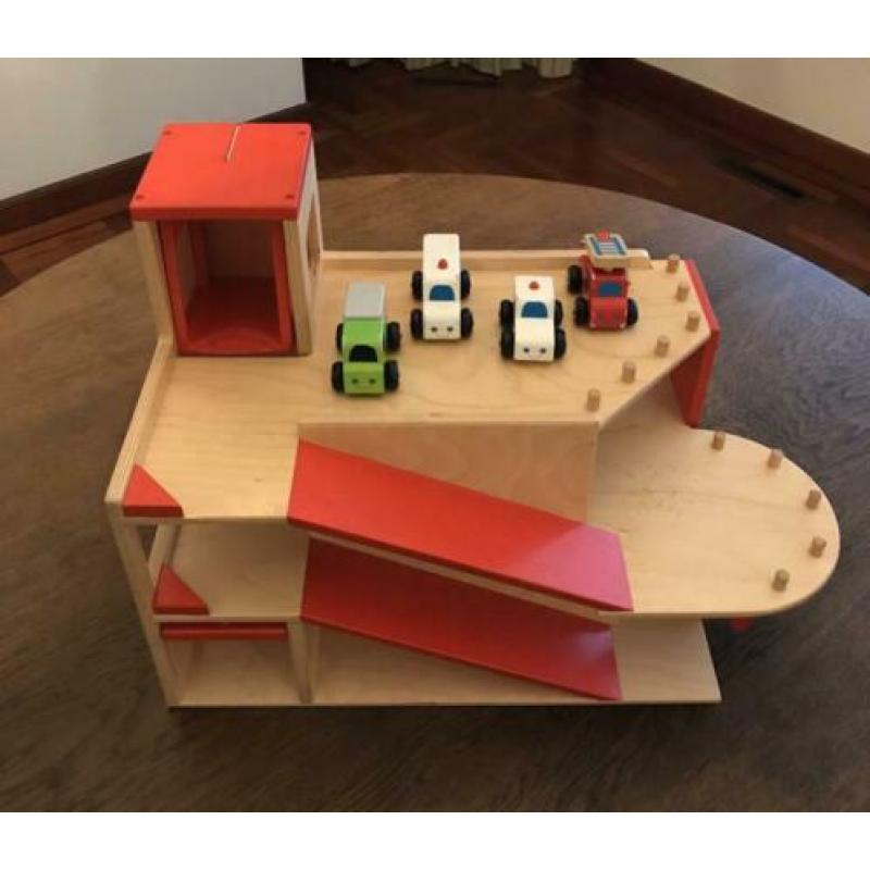 Houten speel garage