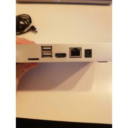 PIPO X7 Windows 8.1 Smart Mini PC TV Box