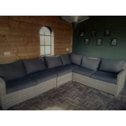 loungebank