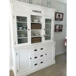 Franse apothekers kast wit buffetkast vitrine landelijk