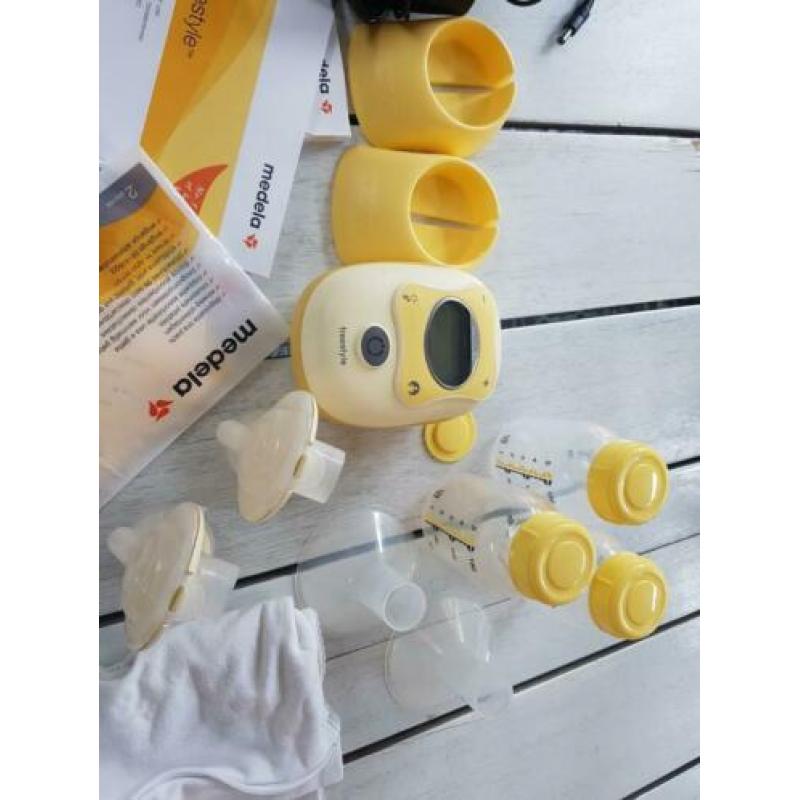 Medela Freestyle, dubbele borstkolf, ook enkel te gebruiken.