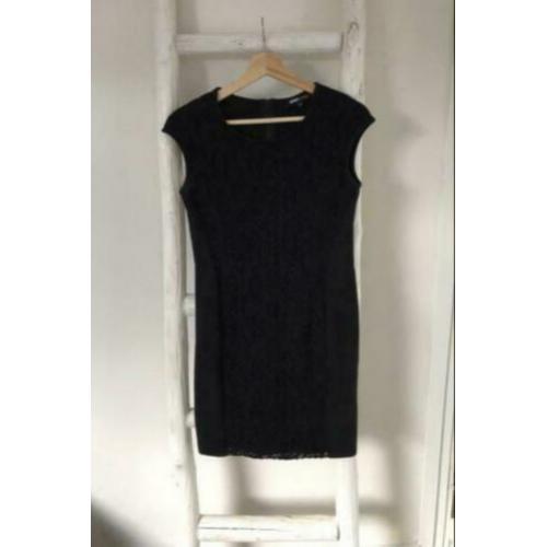 Jurkje zwart maat 34 / XS
