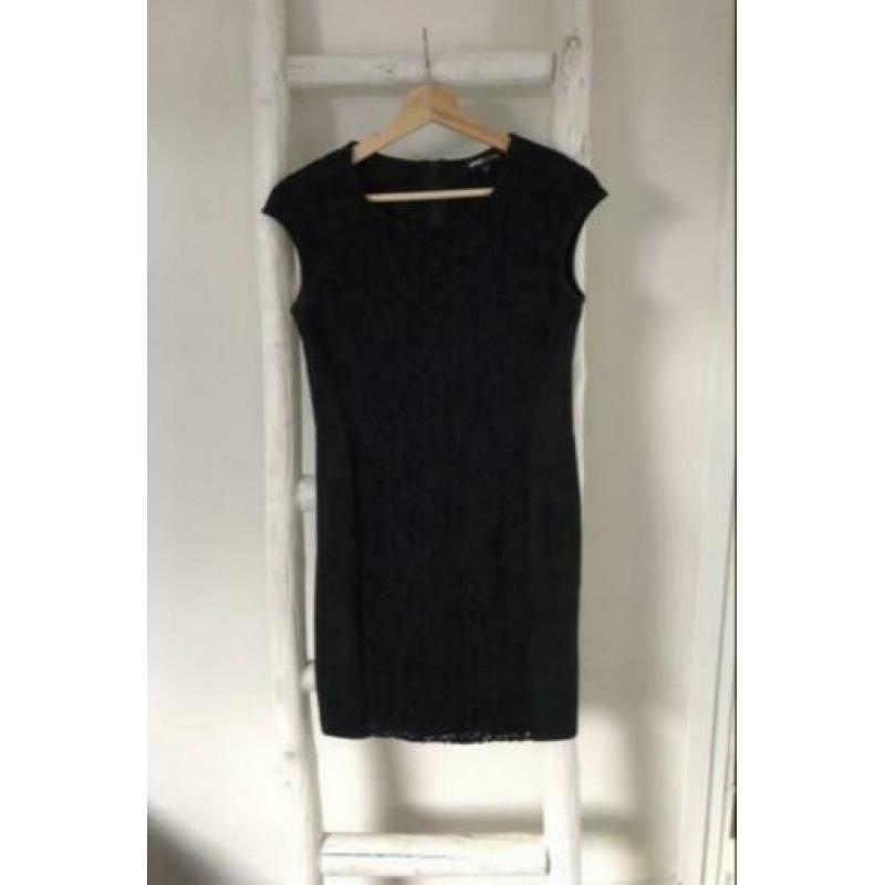 Jurkje zwart maat 34 / XS