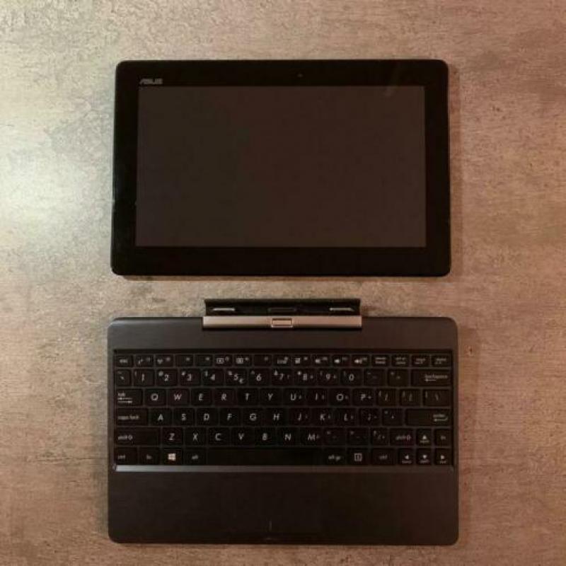 ASUS Tablet Laptop gaat niet meer aan. Laad wel op €50
