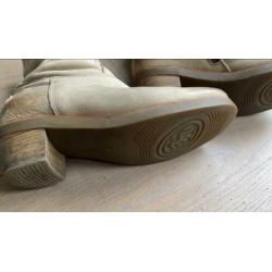 Leuke beige/ zand kleurige shabbies 38.5