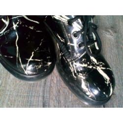 Stoere dr.Martens marmer (zwart/wit) lak (40)