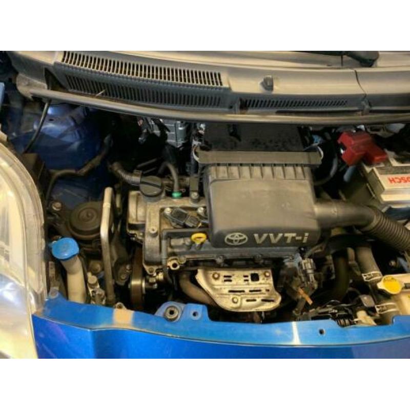 Toyota Yaris 1.3 16V Vvt-i 5DR 2007 Blauw