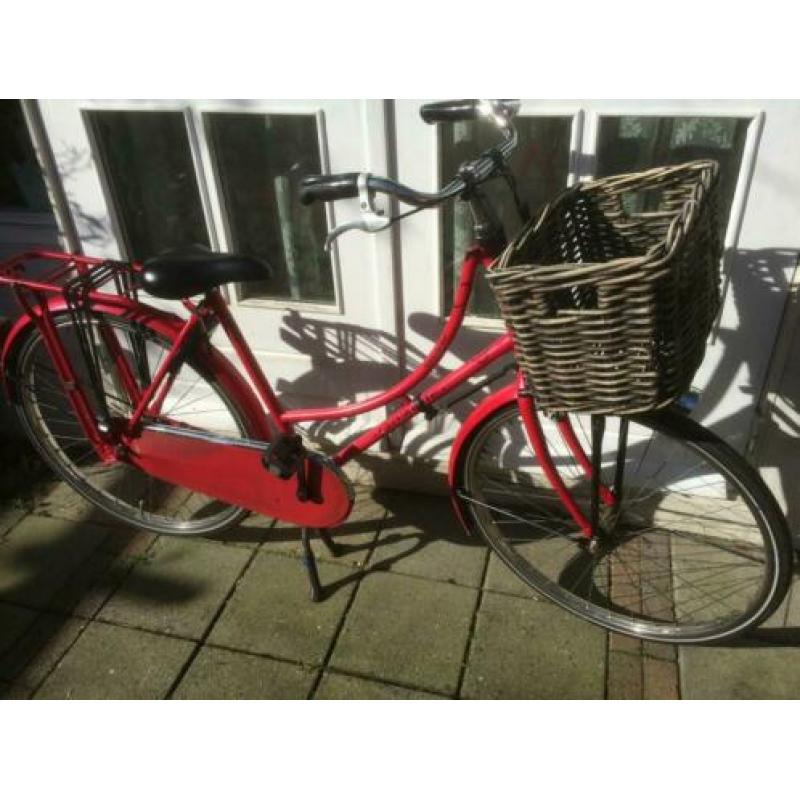 26 inch meisjesfiets Gazelle madelief met voordrager en mand