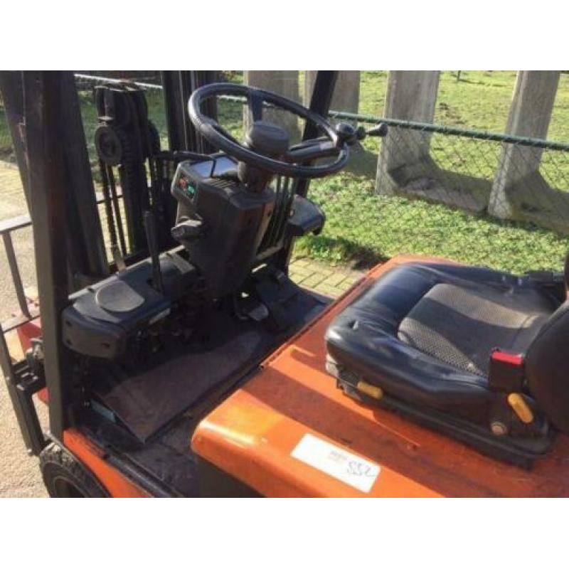 Toyota heftruck - 1500 kg - freelift sideshift