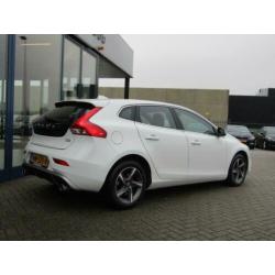 Volvo V40 2.0 D2 R-Design Business NAVI XENON (bj 2015)