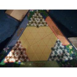 Triazzle bord spel