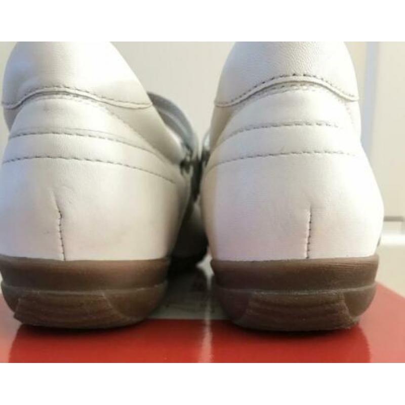 Lage feestschoenen - Wit/Zilver Leer - Maat 38(5) Wijdte H