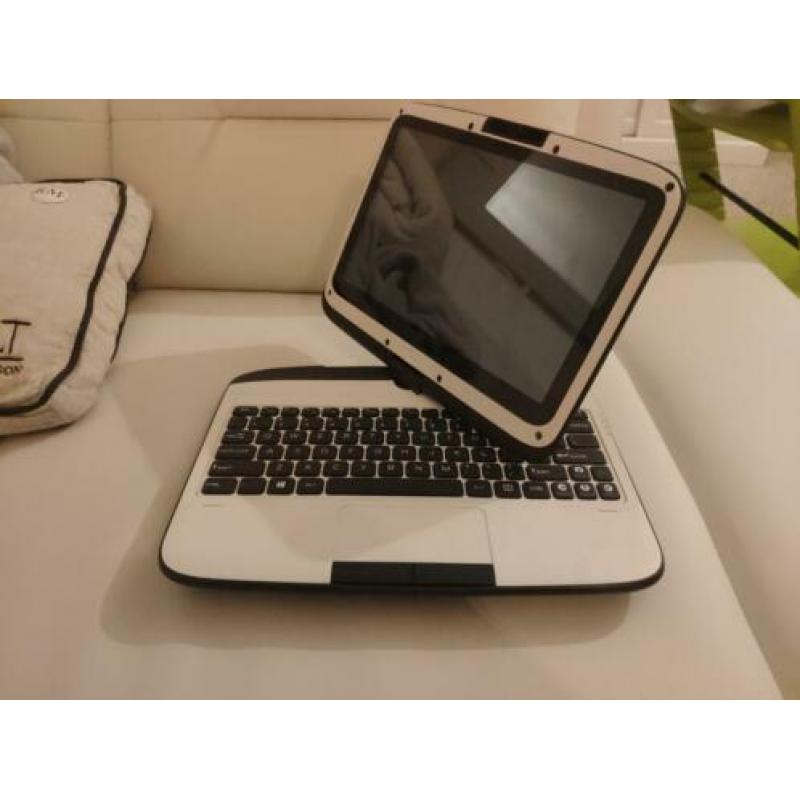 Compacte laptop met touchscreen en SSD