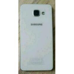Samsung Galaxy A3 (2016) wit