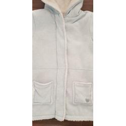 Winterjas licht blauw met warme voering maat 122