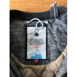 Popupshop jas met ogen maat 8/9 of 122/128