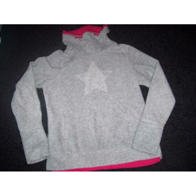 FLEECE TRUI van BLOEM