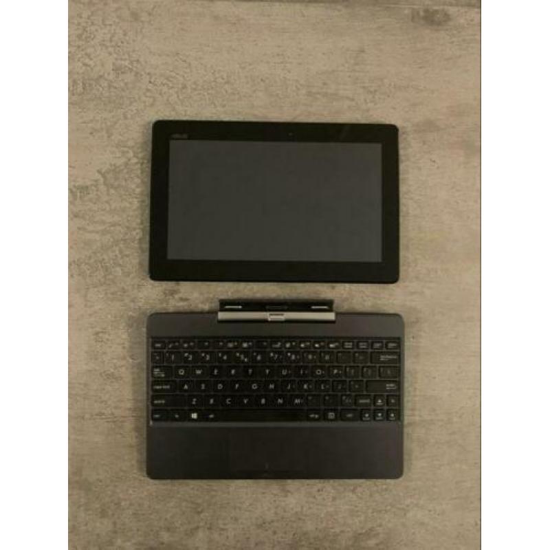 ASUS Tablet Laptop gaat niet meer aan. Laad wel op €50