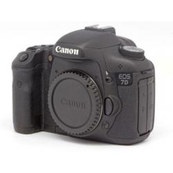 Canon EOS 7D camera, Canon 55-200 mm lens