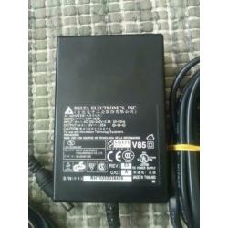 Adapter/ voeding