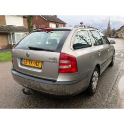 Skoda Octavia 1.6 75KW COMBI AMBIENTE