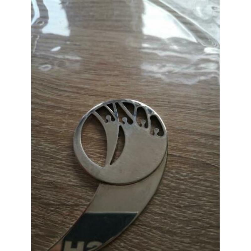 Groot zilver/verzilverd object