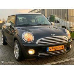 Mini Mini 1.6 Cooper Pepper // Vol leder interieur //