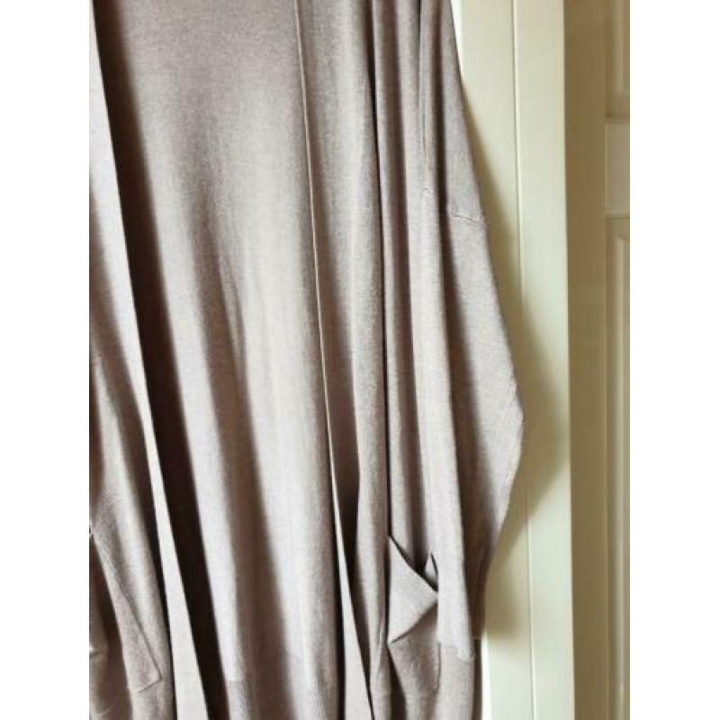 Beige Vest halflang maat L NIEUW