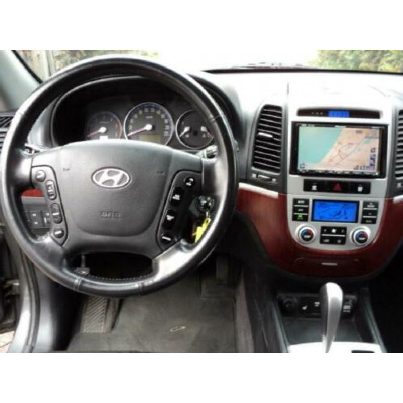 Hyundai Santa Fe 2.2CRDI VGT 4WD STYLE AUT5