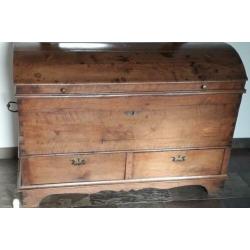 eiken houten boekenkist
