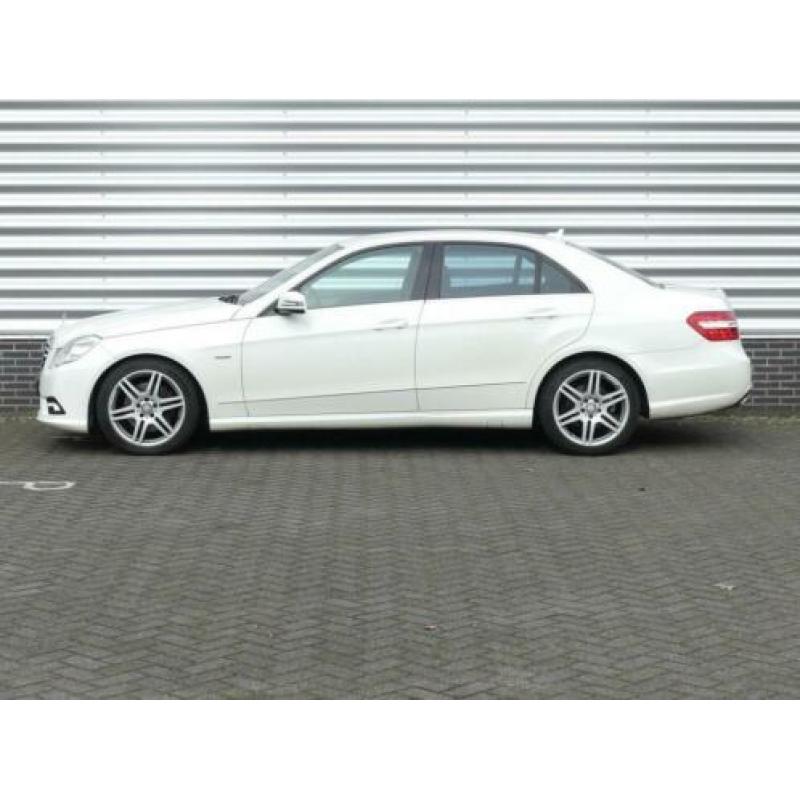 Mercedes-Benz E-klasse 220 CDi Avantgarde AMG Pakket, Navi,