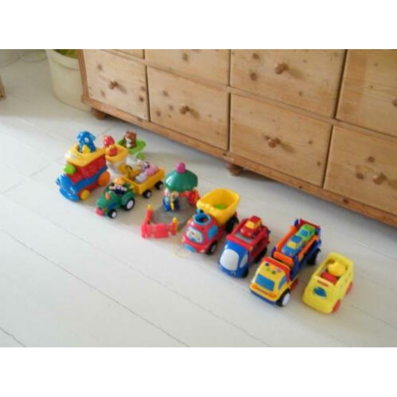 Veel kinder speelgoed: (vracht)auto's, tractor, Nooitgedagt