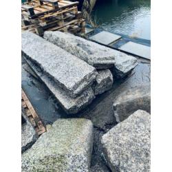 Bielzen / blokken graniet granietsteen