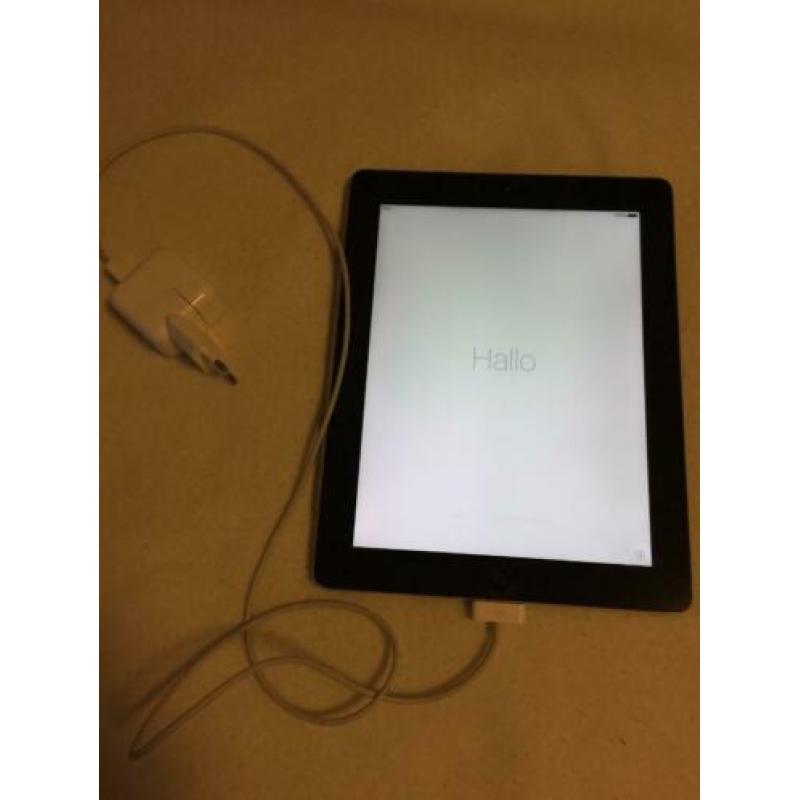 APPLE iPad 2 16GB Wifi zwart + kabel en stekker
