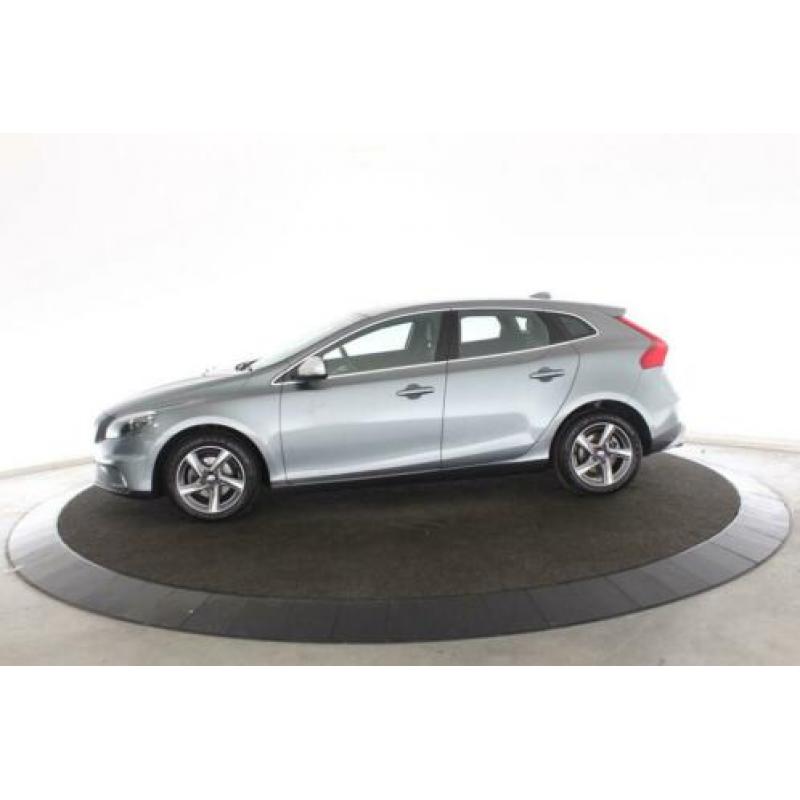 Volvo V40 (5-deurs) 2.0d2 business sport 88kW Incl. 6 maand