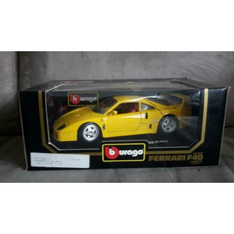 Bburago Ferrari F40 1987 1/18