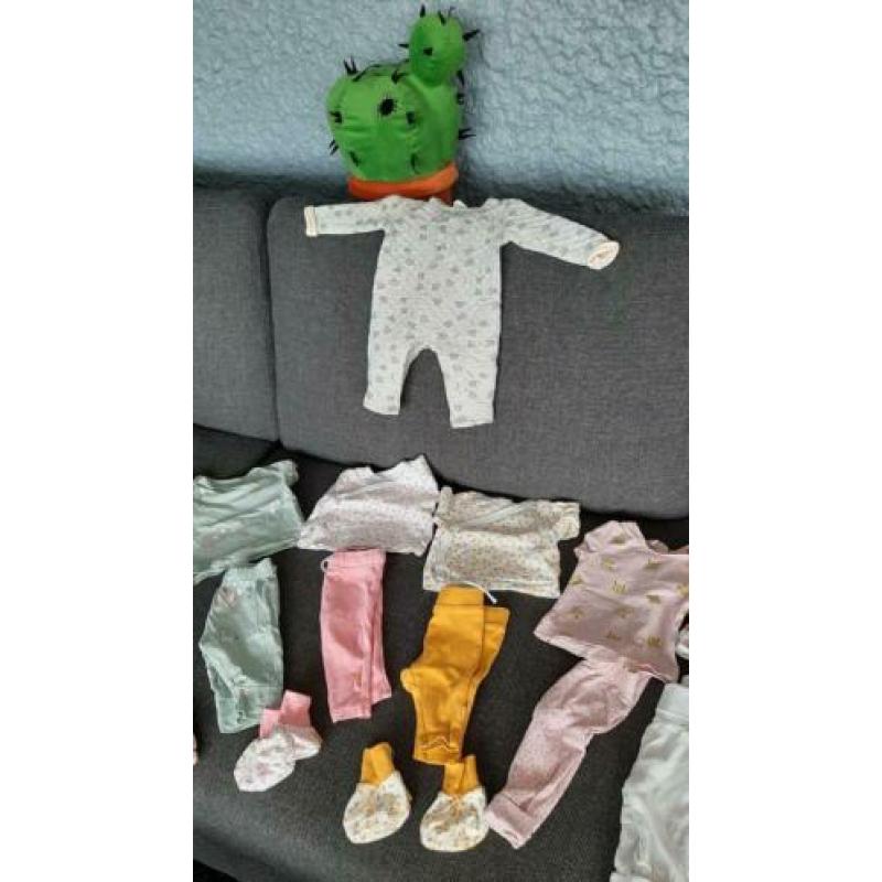 Babykleding maat 50 en 56