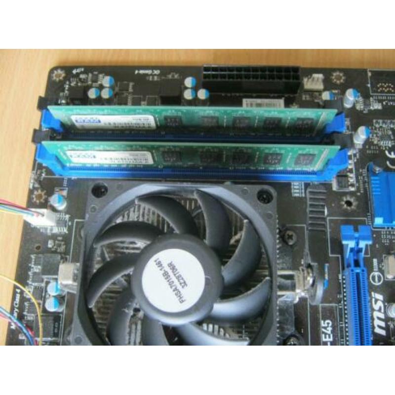 Upgade set, Amd quadcore, 4gb ram, Msi moederbord