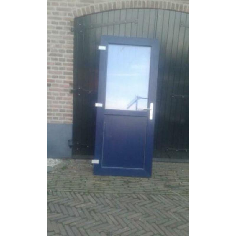 kunststof buitendeur links draaiend