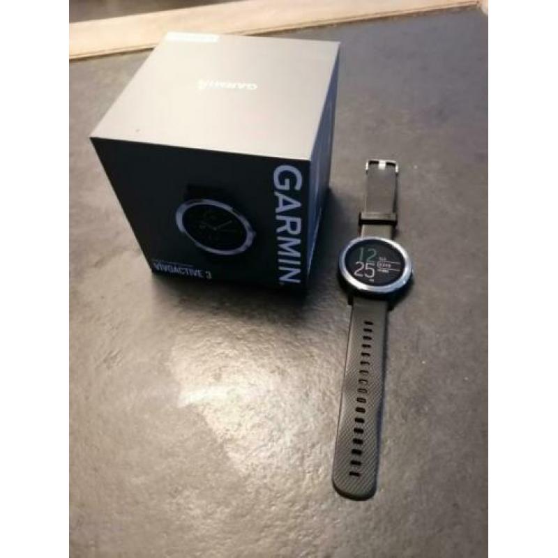 Garmin vivoactive 3