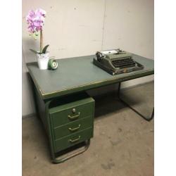 vintage industriele bureau / desk tubax