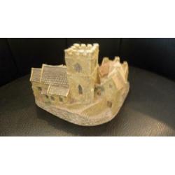 lilliput lane looks castle street Hand Painted (David Winter