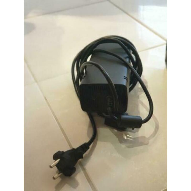 Xbox 360 Slim 256 GB